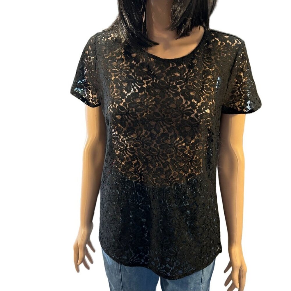 Old Navy Black Lace Top size medium